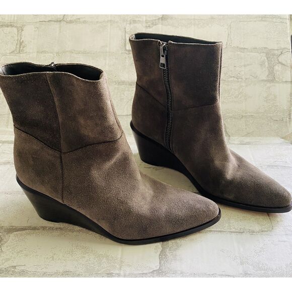 Vince Mavis Moleskine Grey Suede Wedge Bootie with Side Zip Closure Sz 8 - Picture 3 of 9